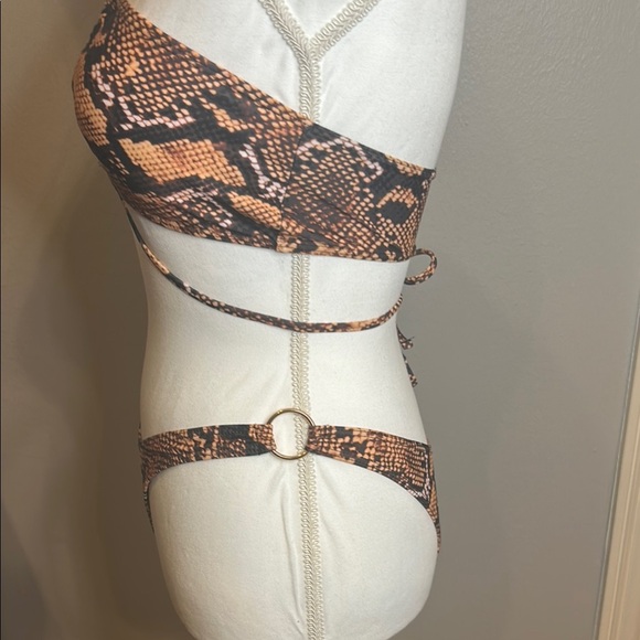 NWT Cheeky Brazilian Cut Snakeskin Wrap Bikini Set Size S - Picture 4 of 4